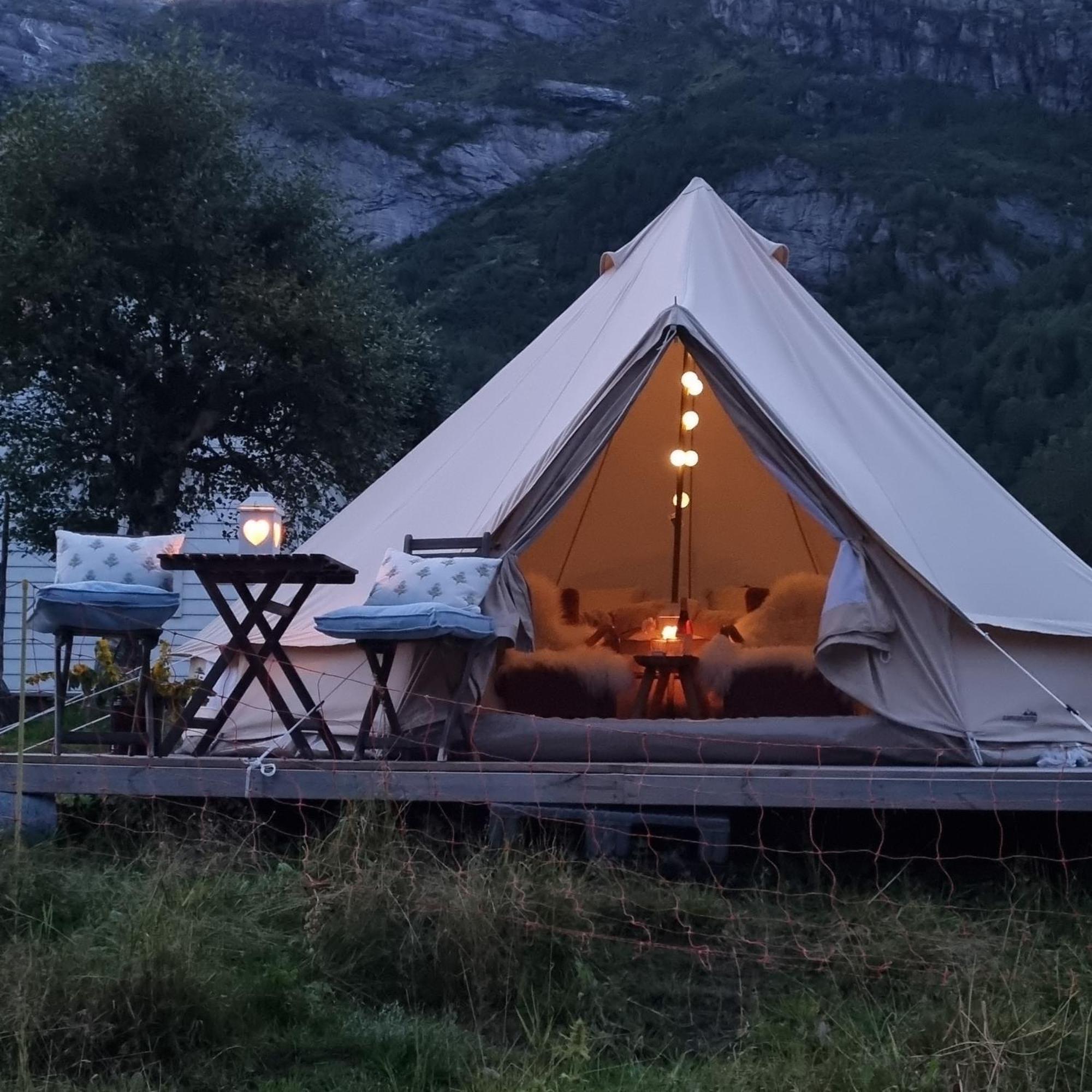 Flatheim Glamping Otel Viksdalen Dış mekan fotoğraf